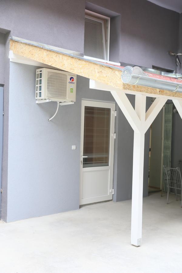 Apartman Centar 2 苏博蒂察 外观 照片