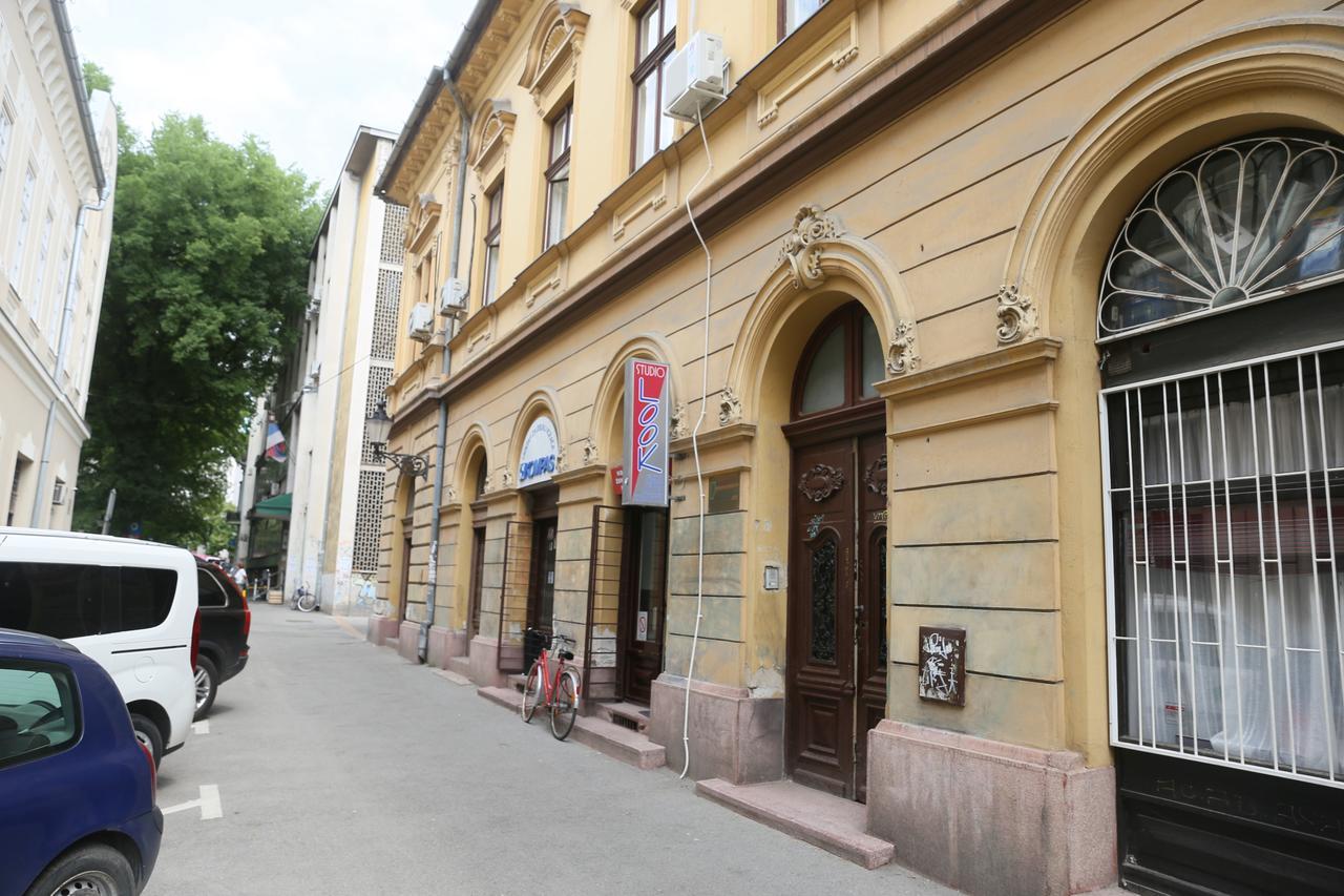 Apartman Centar 2 苏博蒂察 外观 照片